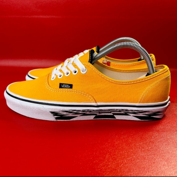 🆕 Vans | Authentic Unisex Sneakers in Sunflower Yellow & Checker Mens Size 10.5 - Picture 7 of 7